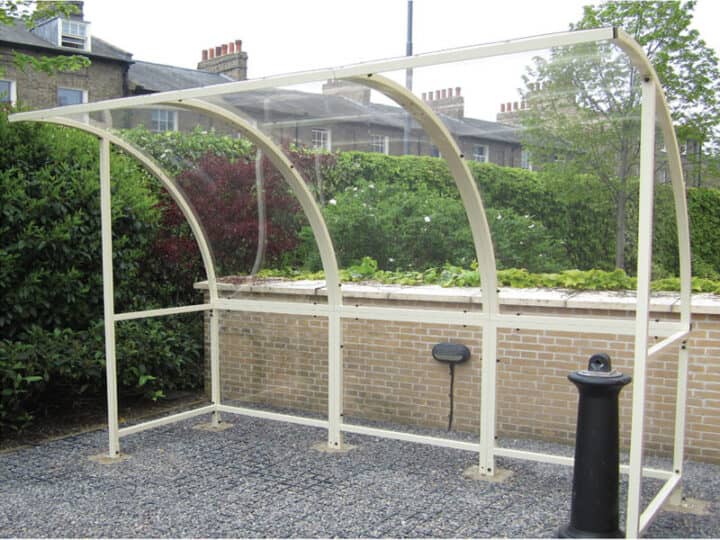 Smoking shelter