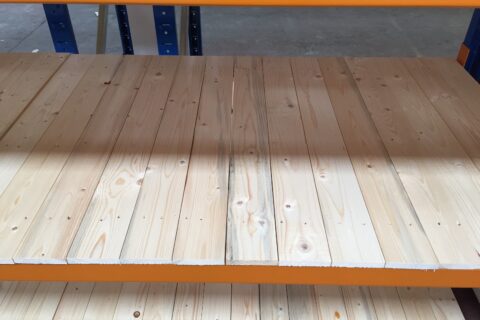 Wooden slat pallet racking