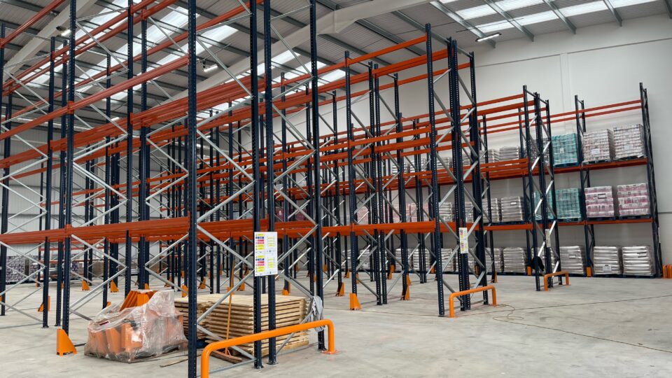 Tall pallet Racking for warehouse storage